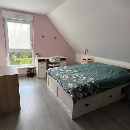 House With Private Pool And Garden In *